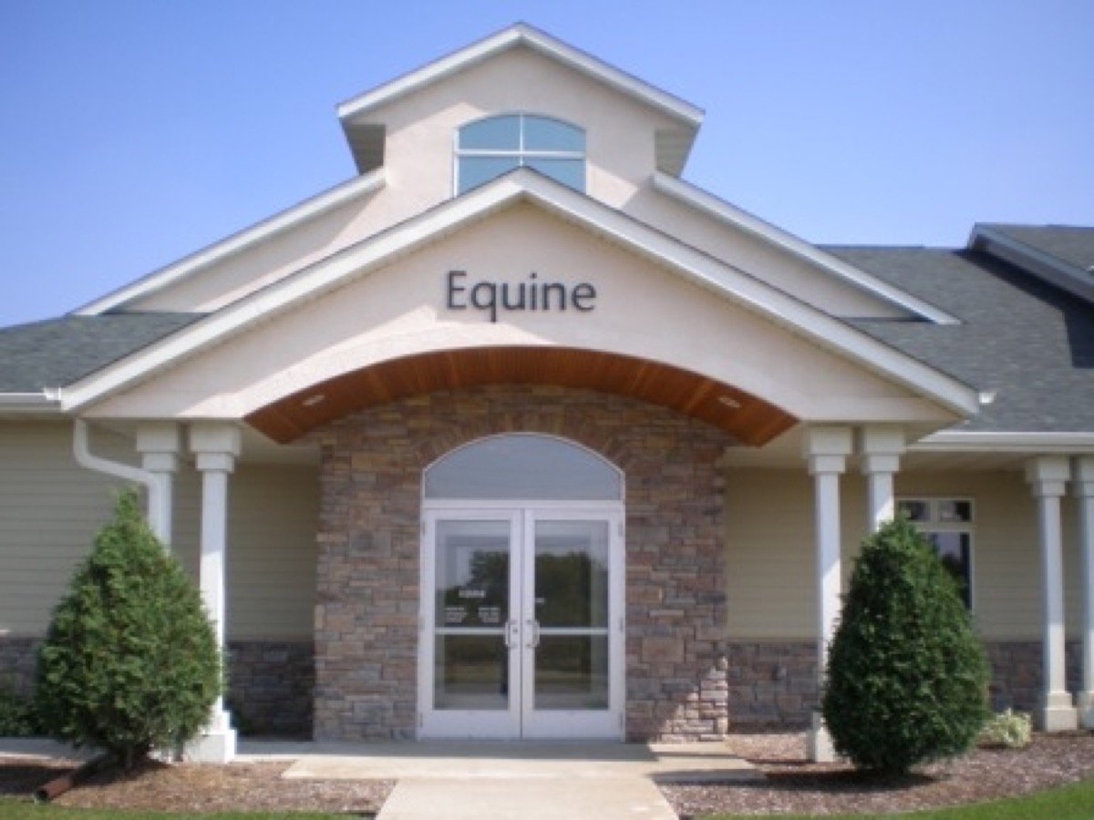 Equine entrance at Cleary Lake Veterinary Hospital