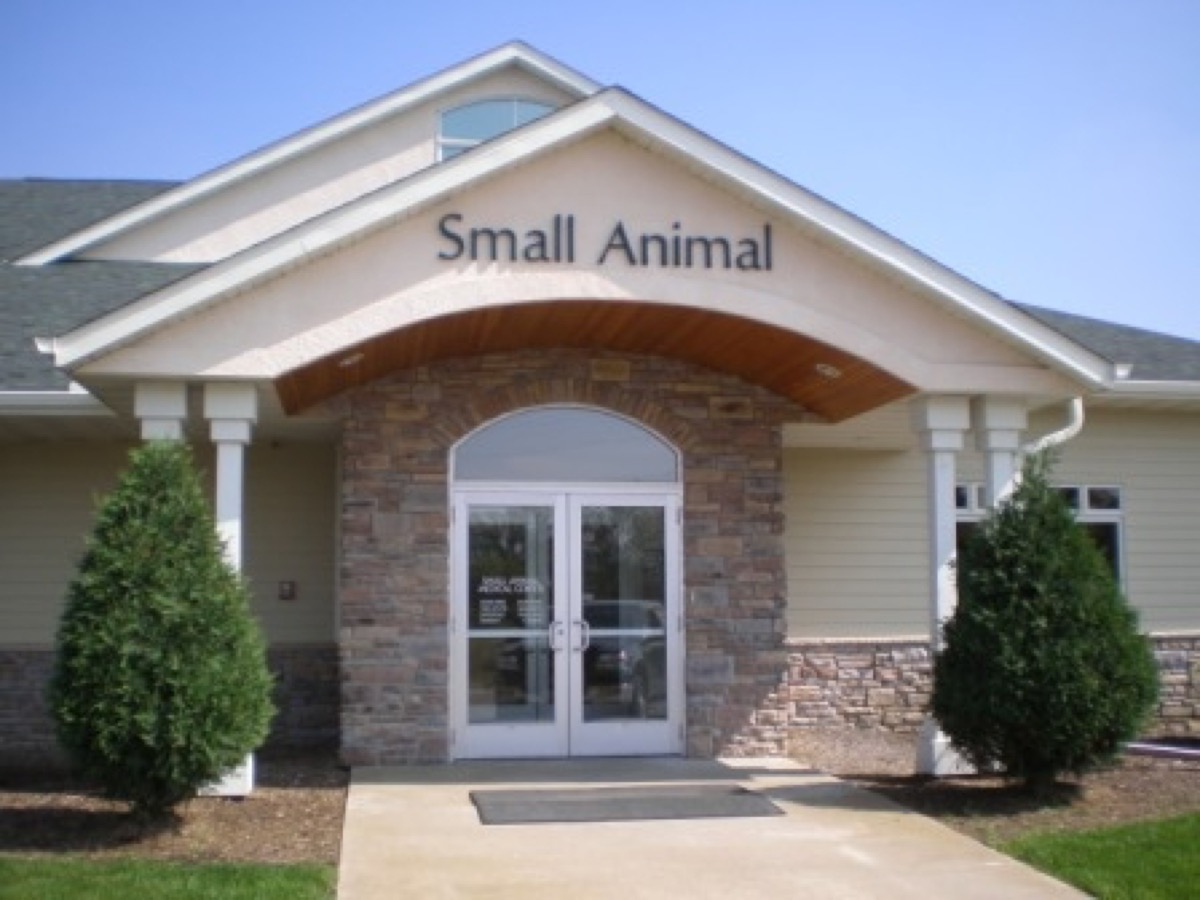 Small Animal entrance at Cleary Lake Veterinary Hospital